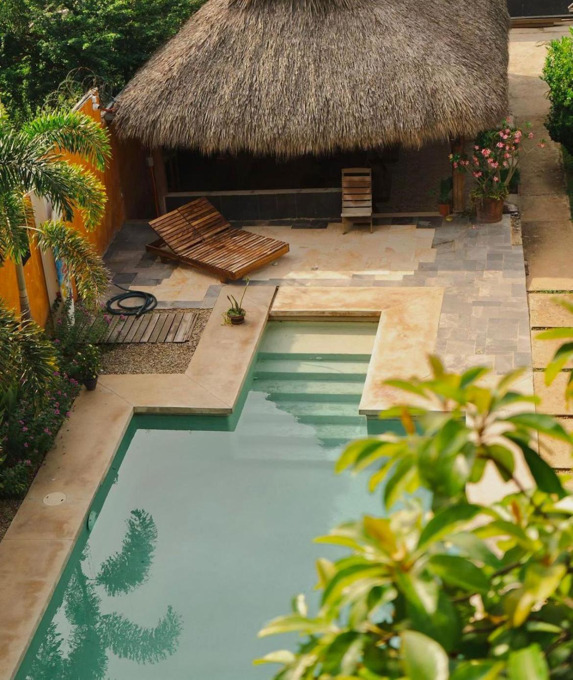 Surfnest Tamarindos Hostel Brisas de Zicatela Exterior photo